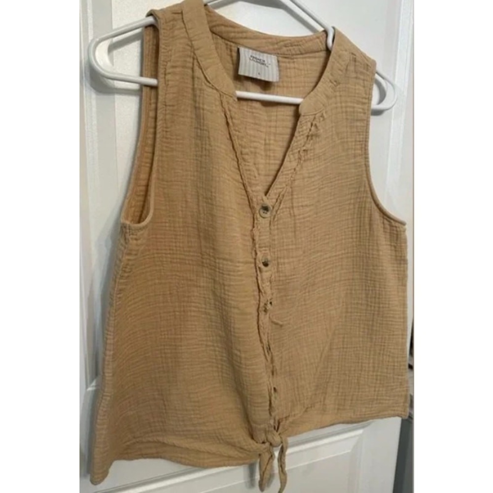 Delicate French Laundry‎ Tan Lightweight Tank Large